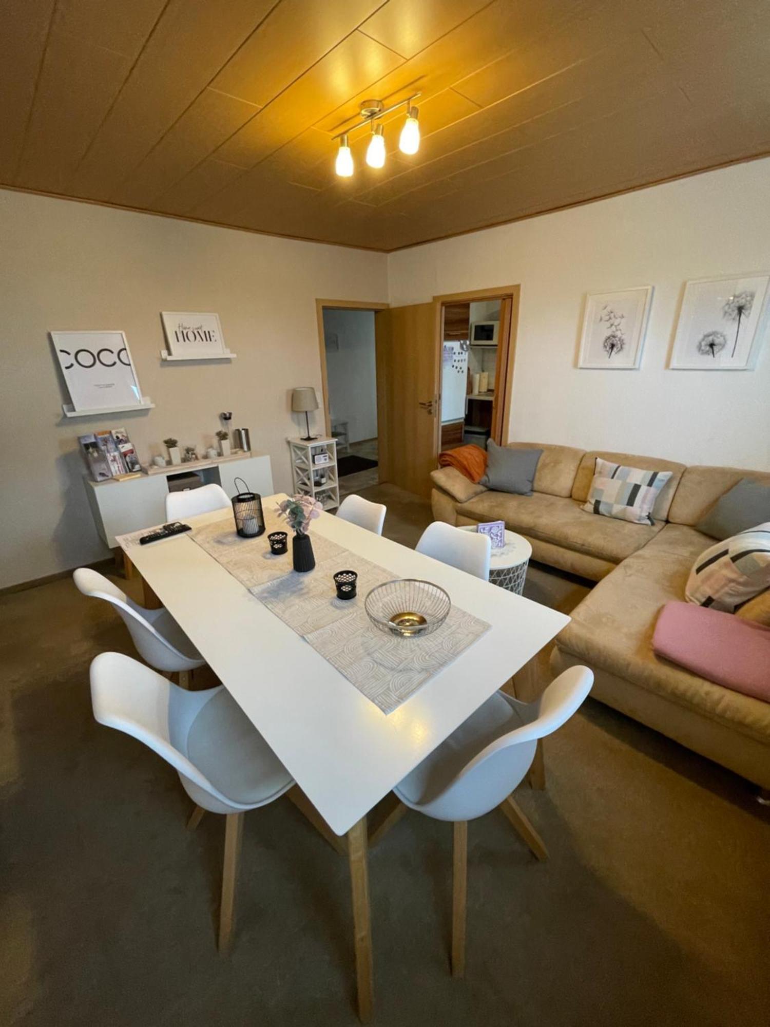 Ferienwohnung Metzen Burg  Екстериор снимка
